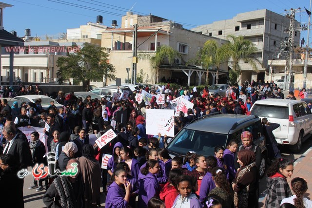 فيديو: رئيس البلدية في المسيرة التضامنية مع الاستاذ طارق ورسالة الى الشرطة  تحصيلكم وانجازاتكم في السنوات الاخيرة صفر   